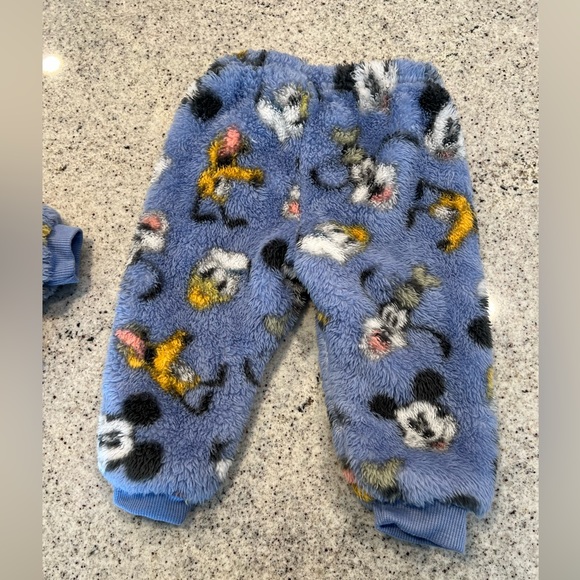 Disney Mickey Mouse Outfit 12 Months - Picture 5 of 6